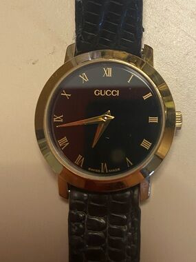 Gucci watch